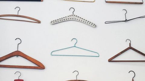 收納好簡單！ 一個衣架 4 種用法